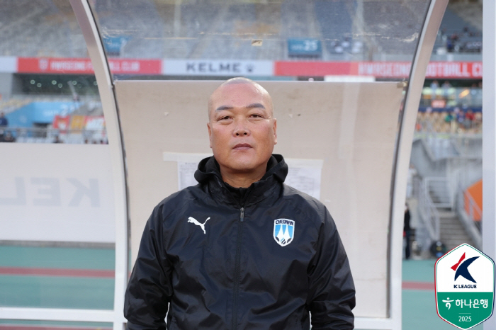 What's needed is a three-point race, a coach Kim Tae-wan who wants to rebound even if he hits a rock with an egg