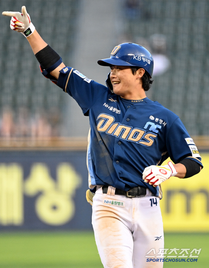 Park Se-hyuk's tiebreaking  Choi Sung-young 2 wins NC, Doosan and DH sweep...a seven-game winning streak 
