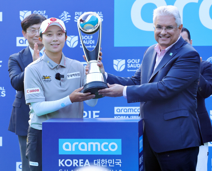 Rising Kim Hyo-joo, European Aramco, and Shin Ji-ae of Gwanrok won a major tournament in Japan at the same time