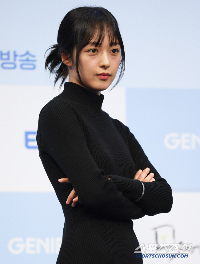  Kim Bo-ra's First Update After Divorce...We reveal the meaningful script that will cross another boundary