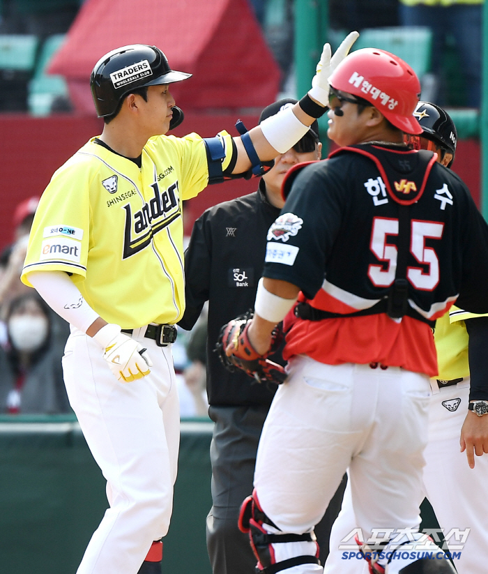 White 3 wins & Cho Hyungwoo 3 RBIs SSG, successful nail attack! After catching KIA, DH escaped three consecutive losses with victory in the first round...Choi Jeong's 500 home run challenge is the second game. 
