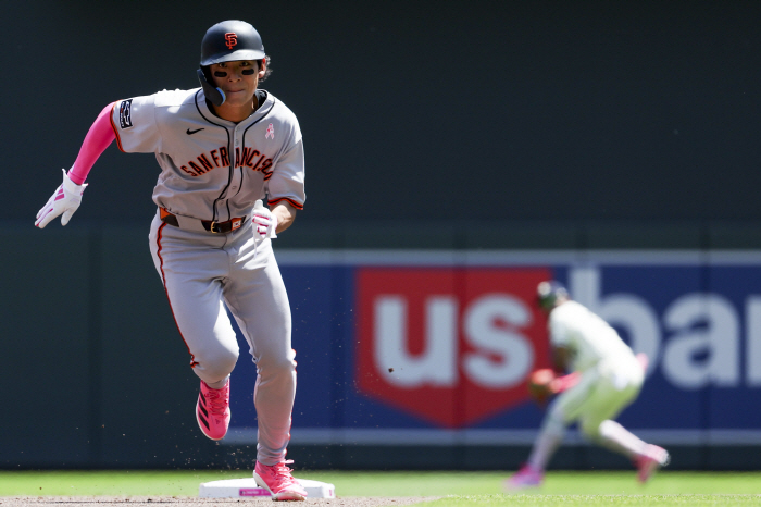 161.4km bullet hit Lee Jung-hoo escaped 3G consecutive hitless, added RBI score 0.286SF 3 consecutive losses
