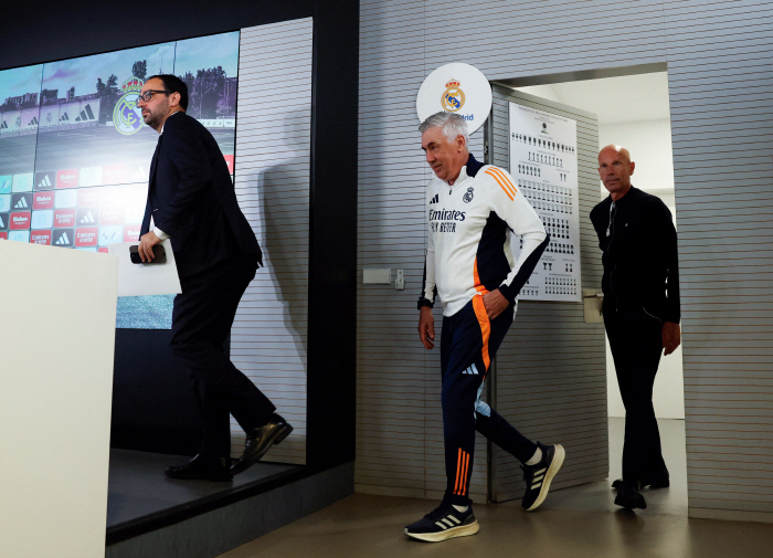 20→34 Monjuik disaster, 5 DF of Ancelotti's last El Clasico was missing!