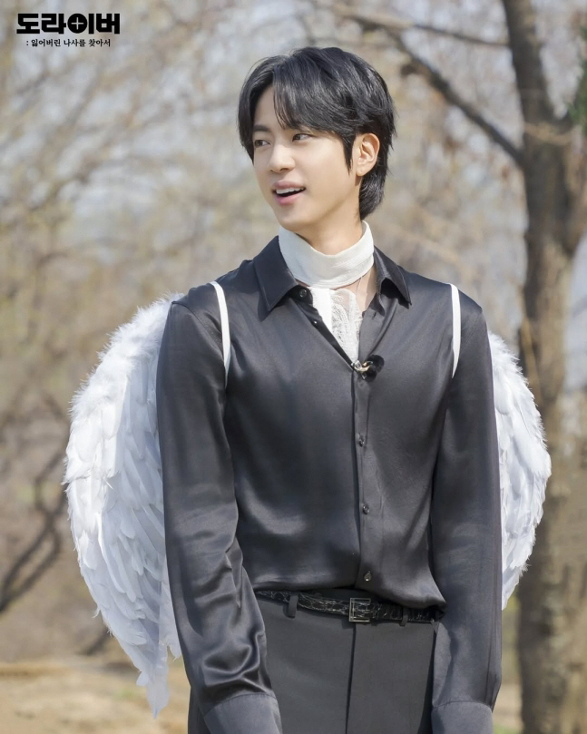 BTS’s Jin Delights ‘Screwballs’ Crew with 70-Cup Coffee Treat