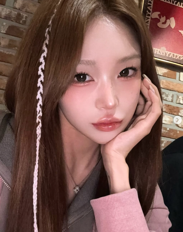 Choi Jin-sil's daughter, Choi Jun-hee, has another plastic surgery. I'm going to get surgery today