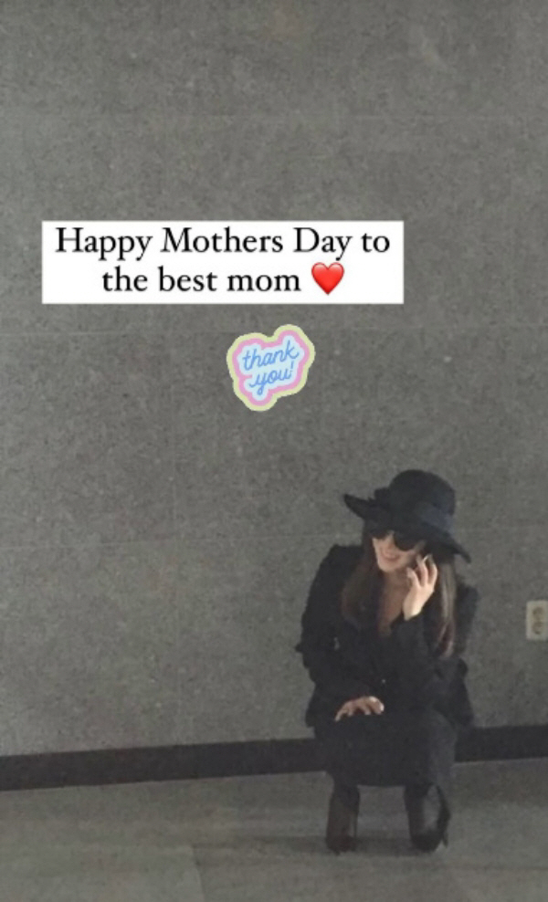 Kim Hee-sun is moved by the 16-year-old gifted daughter who is studying abroad..the best mother