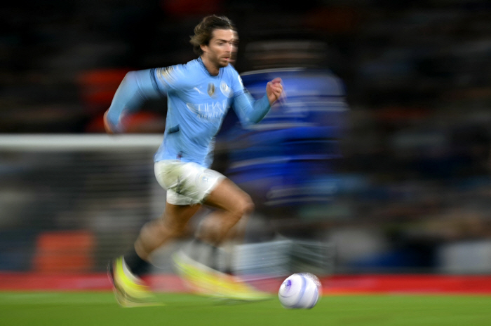Let's have a match with Sonny. Will Tottenham join Manchester City's 550 million-per-week star?I hate Saudi Arabia → Tottenham desperately needs to reinforce its side