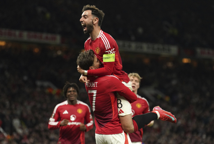 Manchester United is in shock! Captain Bruno's huge offer to transfer to Saudi Arabia...Continuous contact with al-Hilal → New challenges are possible