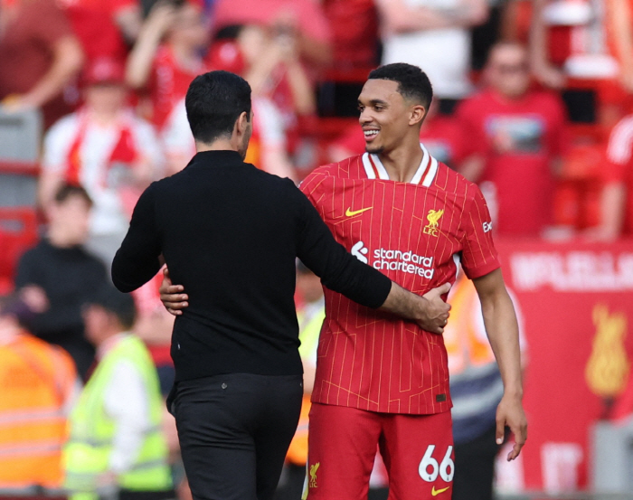 My parents cried a lot at the booing of Liverpool fans. A senior who wrapped up a traitorous junior...20 Years of Unlawful One-Club Man Commitment