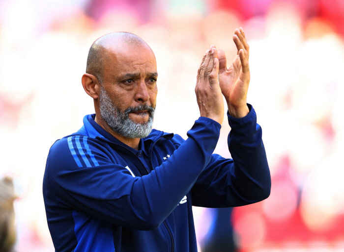 Oh my! Nottingham sensation Nunu Santo shocked the owner of the ground...It's better than Levy, who got fired after 10 games