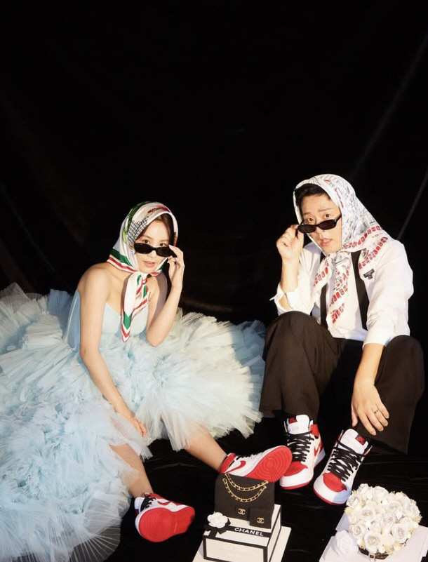  Kim Ji-min, who got hit by Hugo Rain, turned his head around ♥ I fell in love with Kim Jun-ho again. We're getting closer