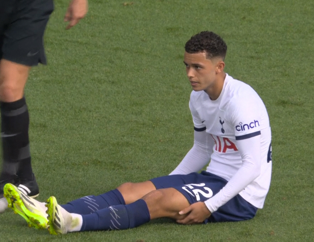 Tottenham's devastation! Brennan Johnson collapsed on the training ground...Re-enactment of injury nightmare ahead of the final → urgent to adjust training intensity