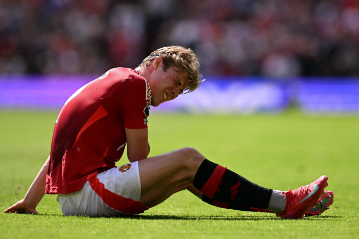 The worst Manchester United fall again in history, disastrous performance to West Ham, 02 defeat → 16th place