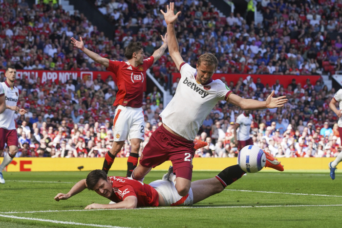 The worst Manchester United fall again in history, disastrous performance to West Ham, 02 defeat → 16th place