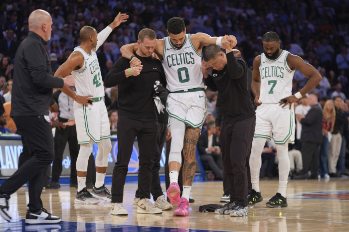 Ace serious injury  painful upset loss. Defending champion Boston on the brink of sinking. Tatum was hurt, and was on the brink of losing 1-3
