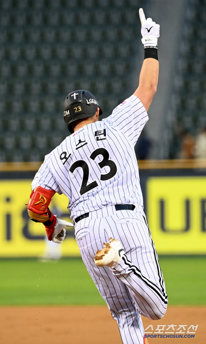 Defender collision → 4 games out of dizziness → 1st at-bat solo shot. Austin's spectacular return report. No. 2 with 11 home runs
