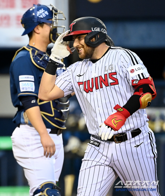 Defender collision → 4 games out of dizziness → 1st at-bat solo shot. Austin's spectacular return report. No. 2 with 11 home runs