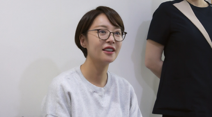 Hwang Jung-eum Shocked at Diagnosing Possible End-Stage Blindness of Pro-Glaucoma Divorced as a Child (Solo)