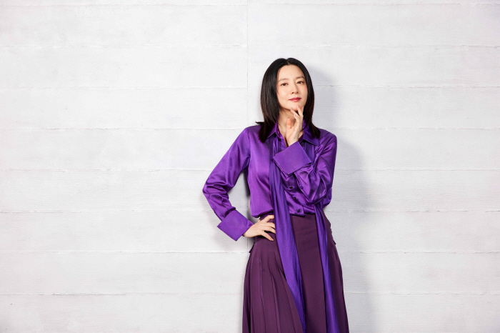  Hedda Gabler Lee Young Ae, a malicious commenter. I feel like I should fall down on the way