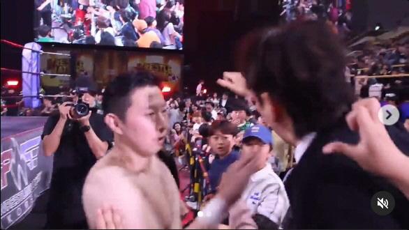 Jang Sung-gyu, slapped in front of his wife and son, and slapped at the age of 43