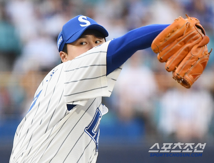 Last year, he rebounded sharply after losing eight consecutive games. Reorganization of coaching staff → Promised land to Pohang... When it's darkest, the brightest light comes
