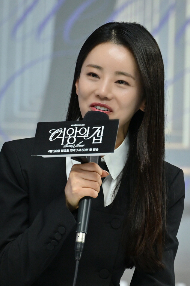 Lee Ga-ryeong, Drana forced to do so in 40th episode...Seven years of absence due to big wounds (morning yard)
