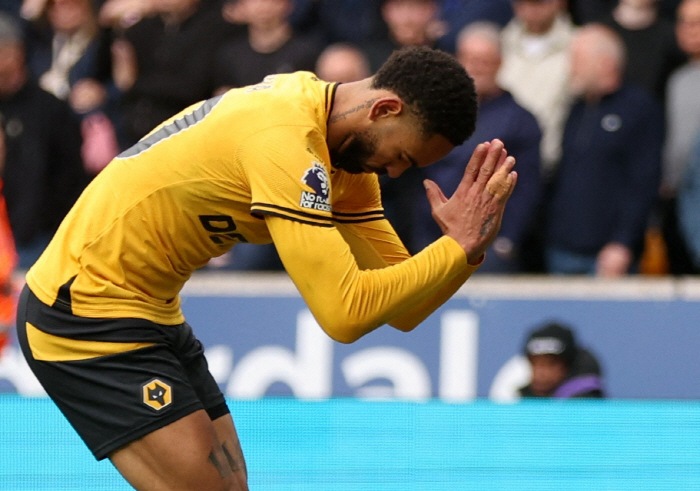 Manchester United is so confident! Announcement of recruitment of the first player in summer 2025 → Transfer accelerates after the final blood fight with Tottenham