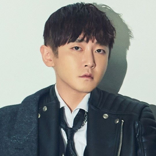 MC The Max J.Yoon found dead at home..Lee Su, don't worry about anything. The 4th anniversary of tears