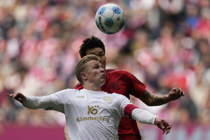 Will Asia's top center back Kim Min-jae, EPL  Juventus  Inter Milan HERE WE GO come out?München, who can release KIM, is likely to recruit top center back for the Bundesliga