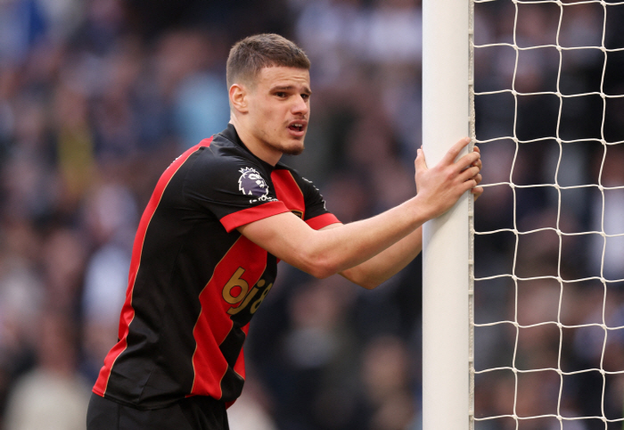 Alonso's Inauguration Gift Real Madrid Close to Recruiting Bournemouth's Genius Centerback for Chelsea's Arsenal Liverpool Love Call