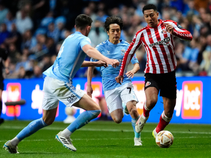 Even if I die, Sunderland! 122 min Crazy theater goal to advance to championship PO final!...If I win one more time, I'll go to EPL