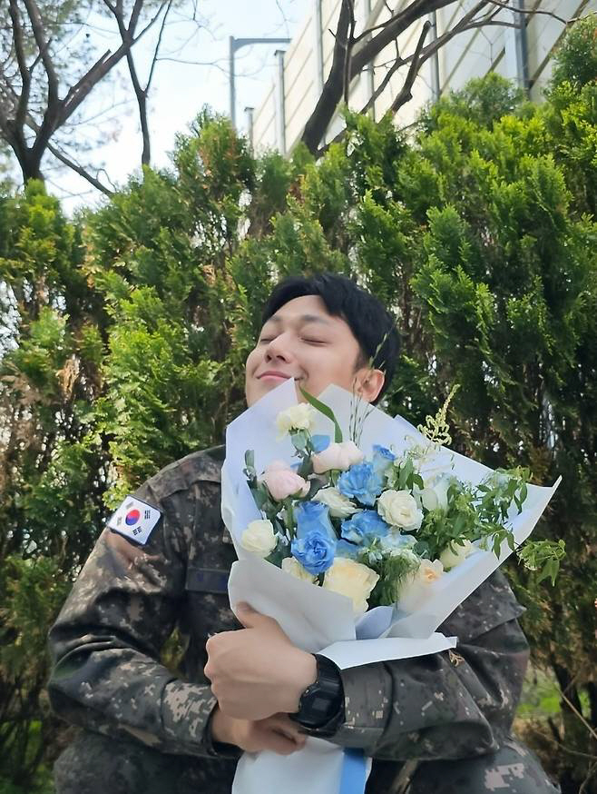  Lim Ji-yeon ♥ Lee Do-hyun, how do you feel about being discharged from the military...Do your best without any regrets
