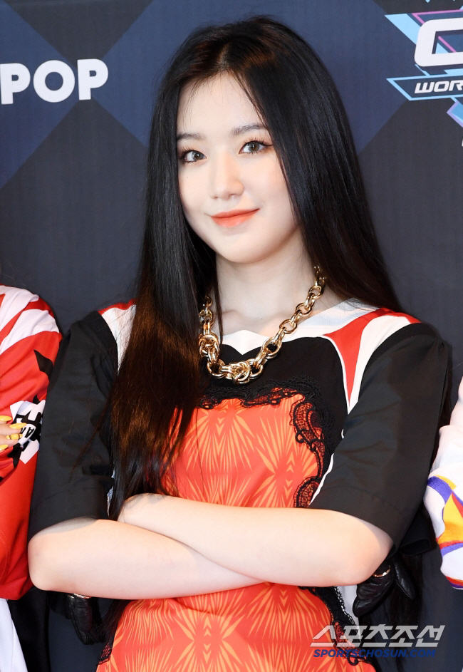 I-DLE Yuqi's controversy over the concert ticket self-burden remarks..Fans crossed the line