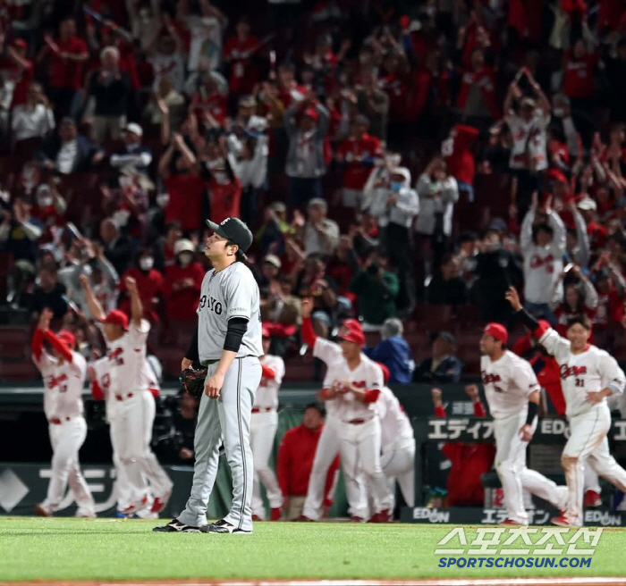 It's hard in modern baseball with just a fastball fork slider. It's mid-May, but the ace lost three EERA 8.06 and manager Yomiuri also criticized