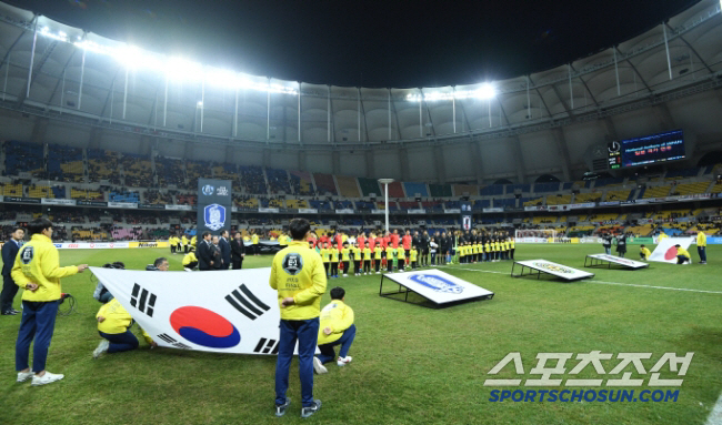 Japan also had a warm-up match with Mexico in September, and Hong Myung-boho Moriyasu Japan comparison stage?