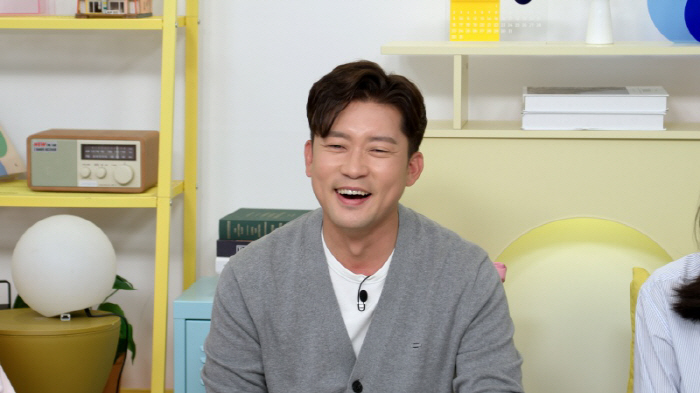 Kim Dae-ho and Kang Ji-young remain silent on MBC's resignation...'I can't really congratulate you' (Okmoon)