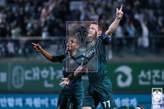  22 seconds of entry goal → Pohang Chapman's blow Ko Jung-woon and Korea Cup's extraordinary production...Miracle of the quarterfinals for the second consecutive year after defeating Pohang 21