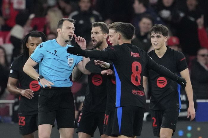 Match-fixing referee for only 470,000 won, Son Heung-min's first attempt to win the championship, shock...Bellingham shooting → Lee Kang-in absent, controversy over PK against Arsenal