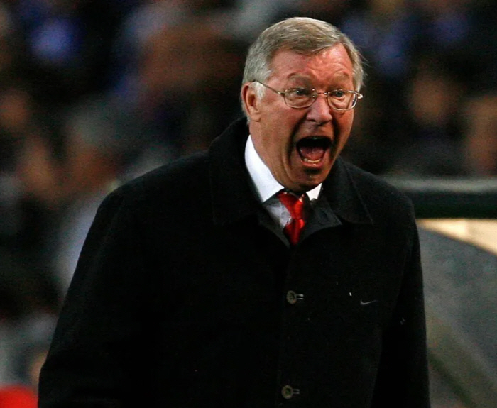 Park Ji-sung's best friend, Evra, is a hot topic of remark. Ferguson, a current coach, will definitely go to prison