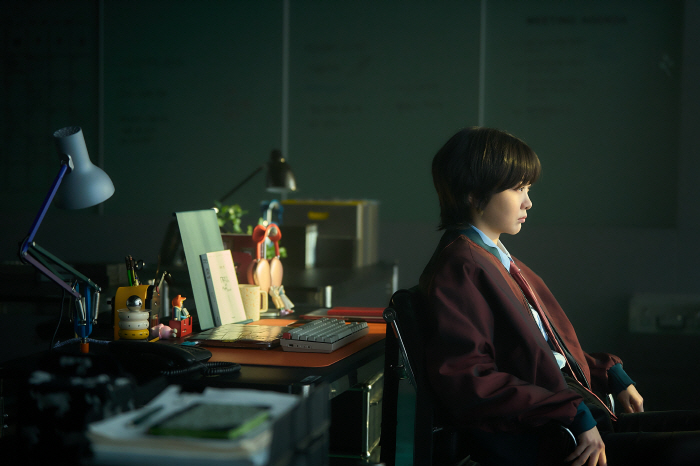  Without 'Nokoff', Kim Dami X Son Seok-gu → Director Yoon Jong-bin's 20-year movie connections fill up...Disney's 'Nine Puzzle' competitor
