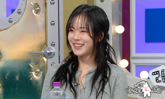 Unexpected situation where the swimsuit is loosened on the water bomb 女 BB stage..I felt dizzy
