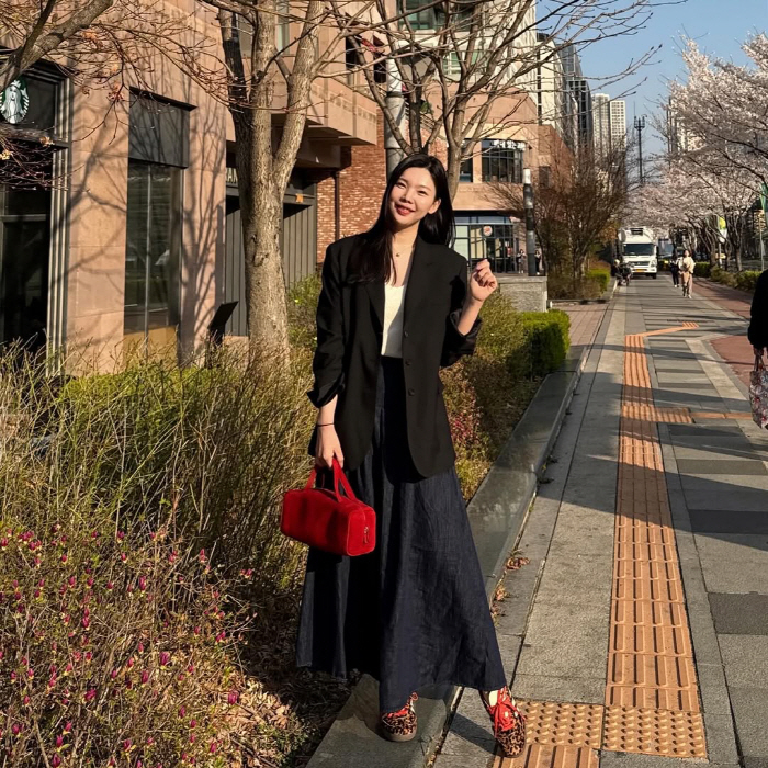 Yoon Nam-ki ♥ Lee Da-eun lost 21kg just 9 months after giving birth, but she doesn't look slim