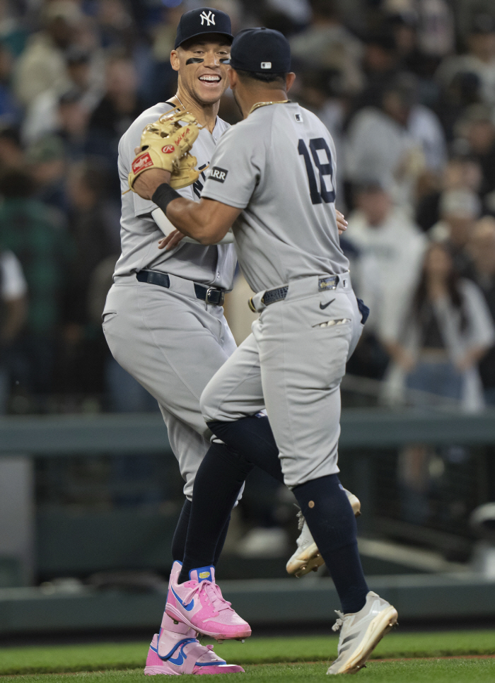 Blast of gun 15! Judge leads 9 categories, Triple Crown in both leagues → goes as unanimous MVP again