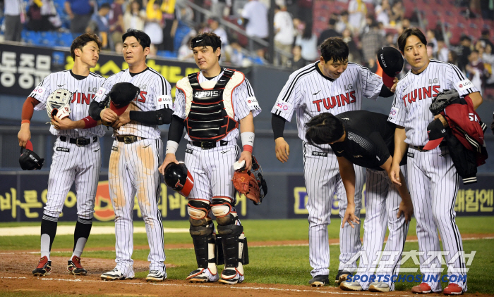 Hanwha exposed a gap! LG is running again. 2 wins with 6 consecutive wins → Coach Yeom Kyung-yeop is the ace of Lim Chan-kyu