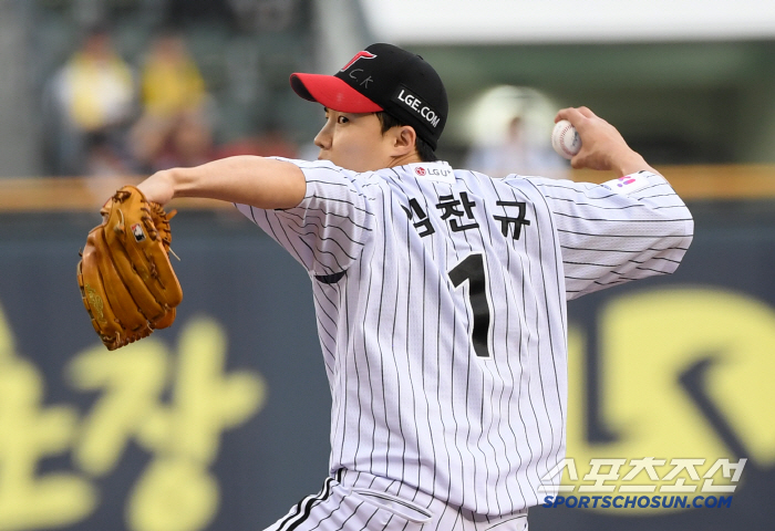 Hanwha exposed a gap! LG is running again. 2 wins with 6 consecutive wins → Coach Yeom Kyung-yeop is the ace of Lim Chan-kyu