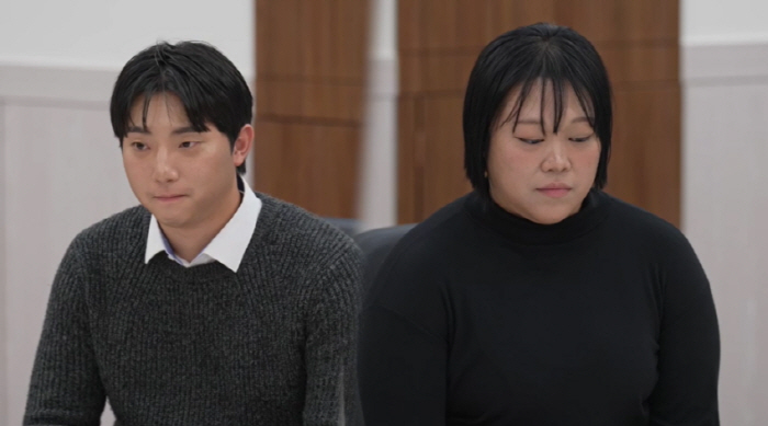 I'm already divorced. Why..Lee Sook-cam's first divorce → The couple is seriously hurt during their marriage