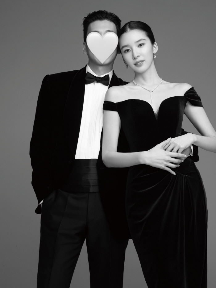 Irene's Handsome Husband Finally Revealed...I heard you look like a big dog.