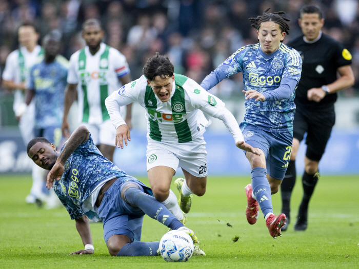 The recent situation of the Eredivisie, Park Ji-sung's juniors scored in the 99th minute → Ronningen's miracle is on the verge of winning the upset...I've turned it over by 9 points in a month