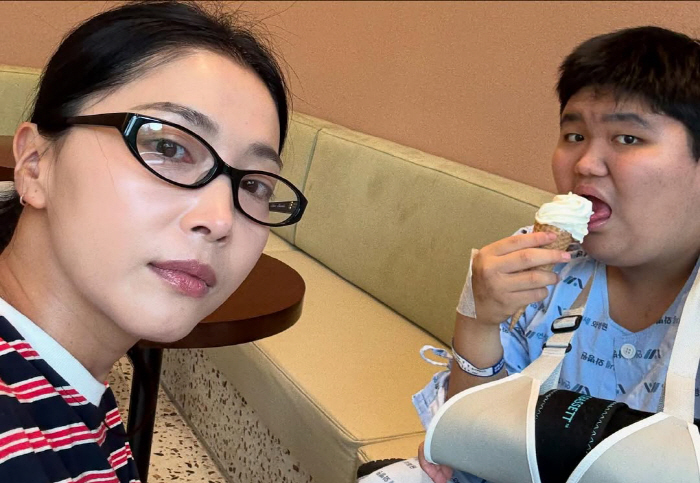  Oh Yoon-ah, developmental disability fracture → I'm so embarrassed by the surgery that I don't know what to do