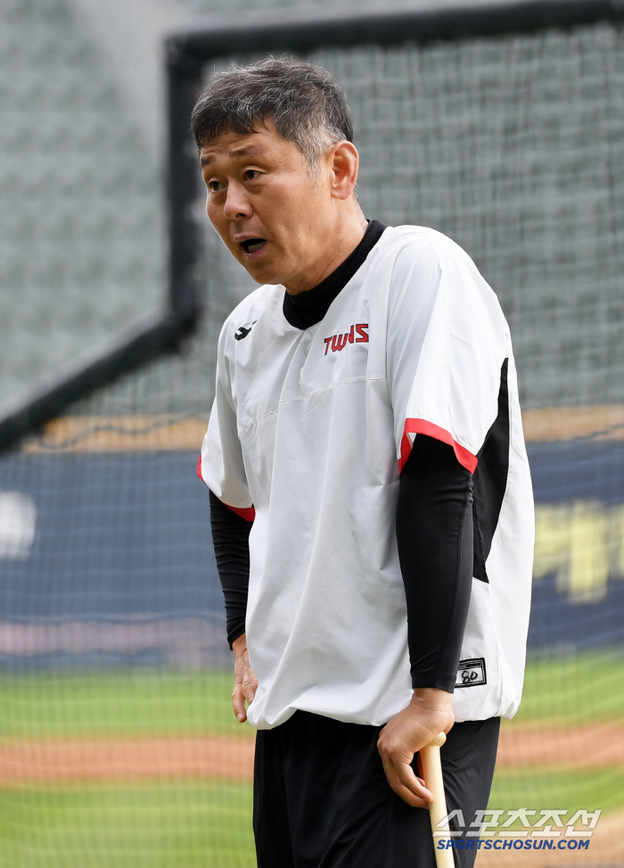 Tiger teacher Park Kyung-wan coach catcher Kim Sung-woo Lee Ju-heon emphasizes basic skills 